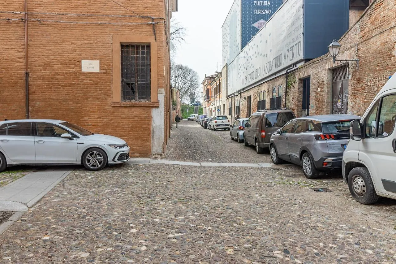 Ferrara Centro Elegant Duplex Apartment