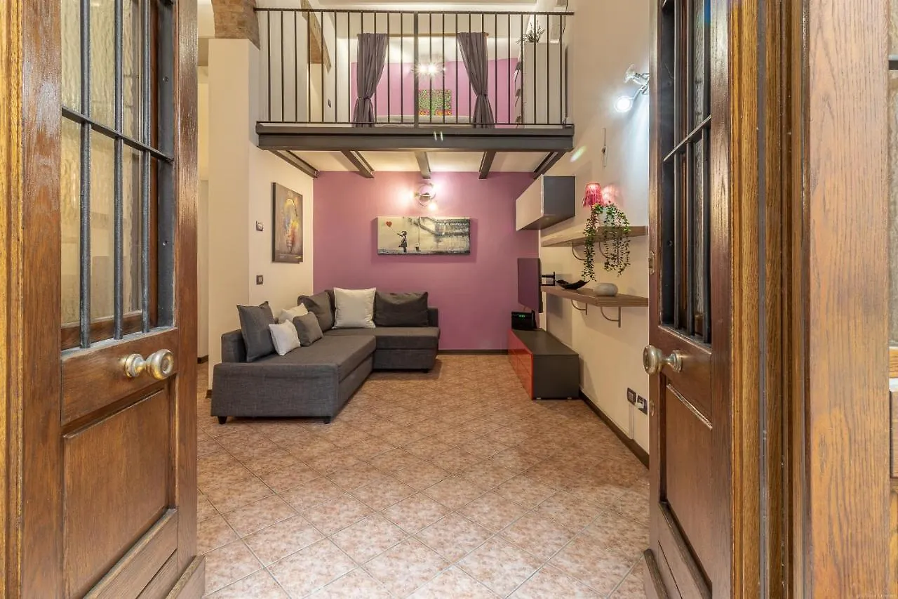 Ferrara Centro Elegant Duplex Apartment